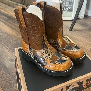 Ariat Fatbaby Jumble - Brown and Black Patchwork Cowboy Boots